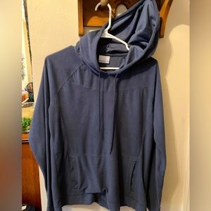 Columbia L drawstring hooded SOFT slate blue lightweight fleece. Front pocket.